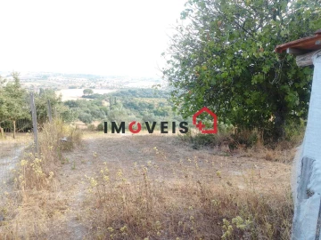 Terreno para Venda em Achete, Azoia de Baixo e Póvoa de Santarém