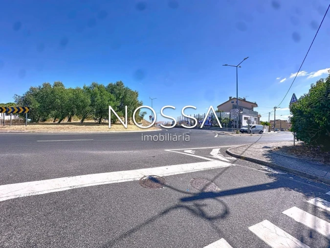 Terreno para Venda em Santa Iria de Azoia, São João da Talha e Bobadela Foto 1