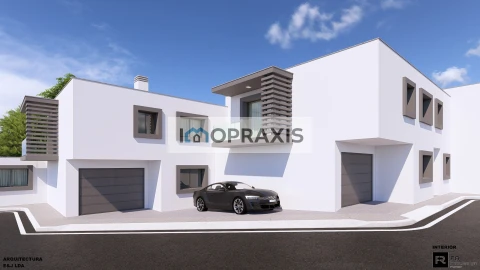 Moradia T4 para Venda em Parceiros e Azoia