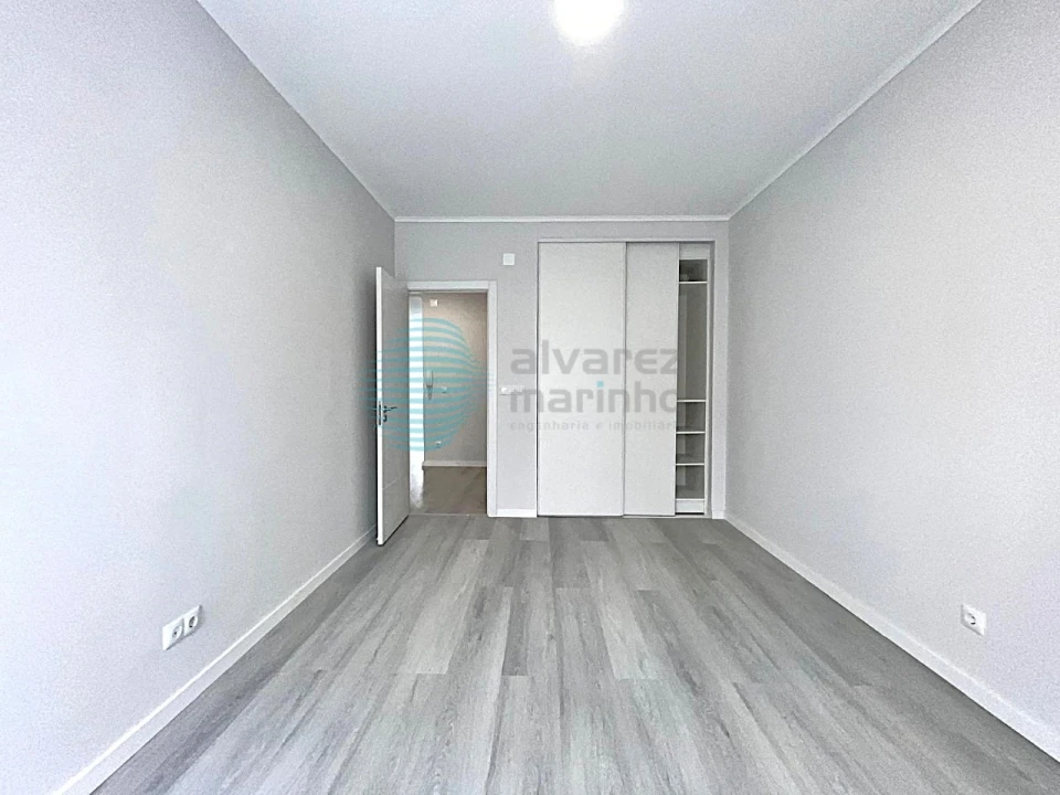 Apartamento T2 para Venda em Oeiras e São Julião da Barra, Paço de Arcos e Caxias Foto 13