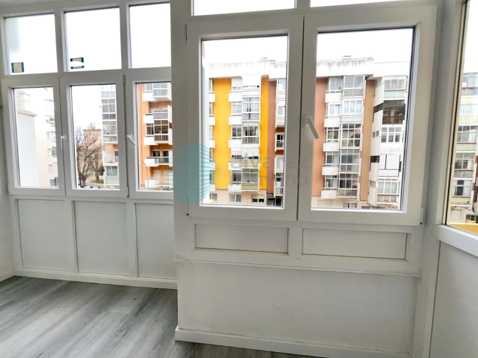 Apartamento T2 para Venda em Oeiras e São Julião da Barra, Paço de Arcos e Caxias Foto 19