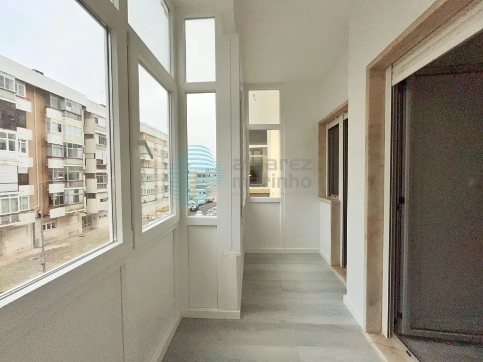 Apartamento T2 para Venda em Oeiras e São Julião da Barra, Paço de Arcos e Caxias Foto 20