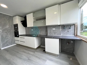Apartamento T2 para Venda em Oeiras e São Julião da Barra, Paço de Arcos e Caxias
