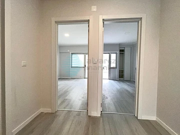 Apartamento T2 para Venda em Oeiras e São Julião da Barra, Paço de Arcos e Caxias