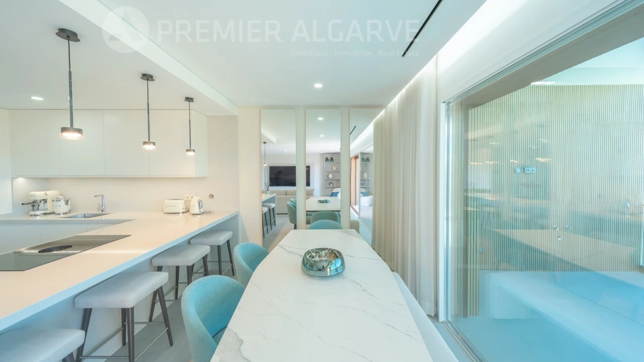 Apartamento T2 para Venda em Quarteira Foto 14