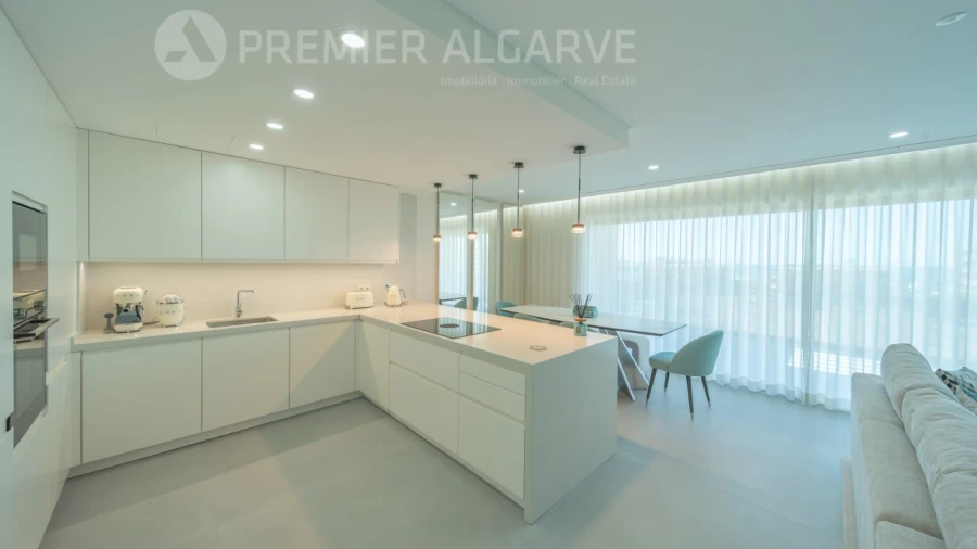 Apartamento T2 para Venda em Quarteira Foto 6