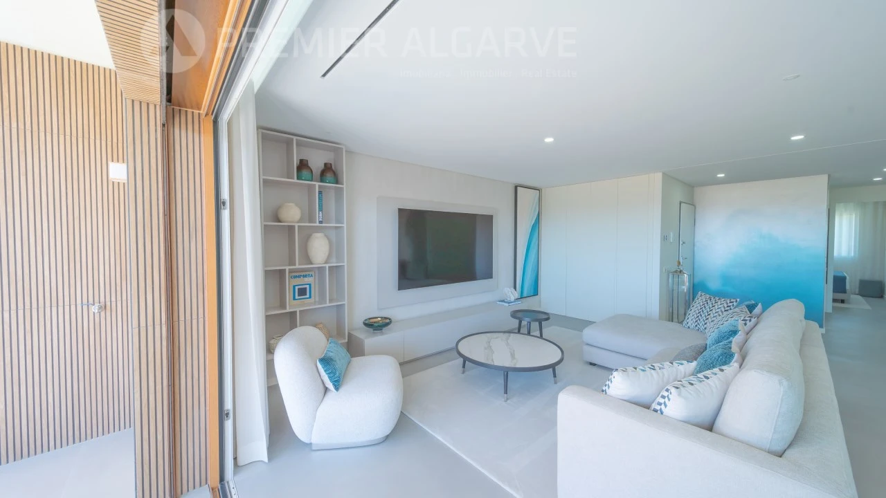 Apartamento T2 para Venda em Quarteira Foto 4