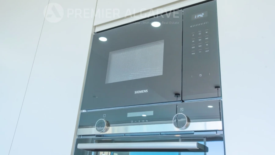 Apartamento T2 para Venda em Quarteira Foto 32