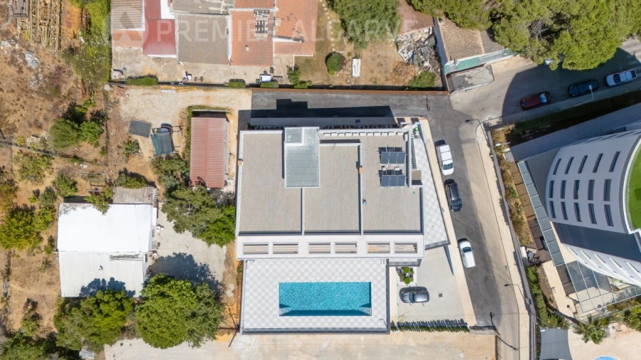 Apartamento T2 para Venda em Quarteira Foto 36