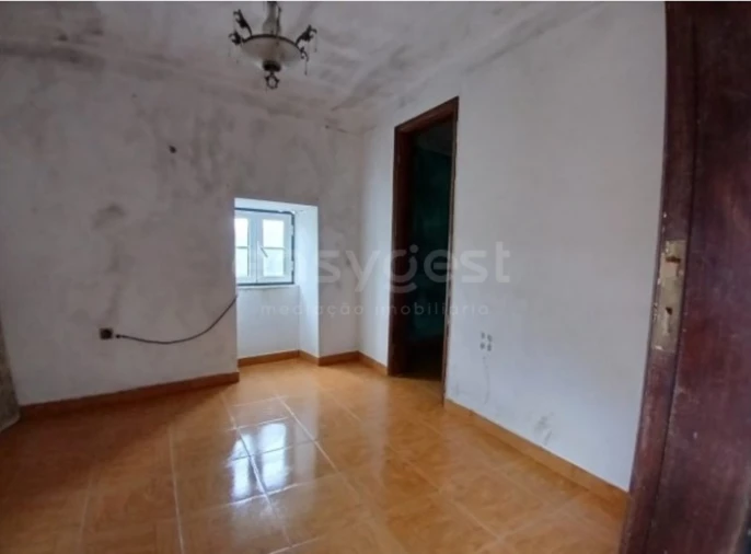 Moradia T2 para Venda em Idanha-A-Nova e Alcafozes Foto 3