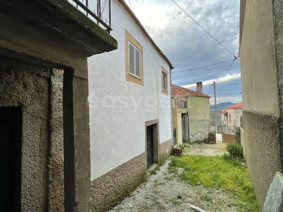 Moradia T3 para Venda em Sebadelhe Foto 11