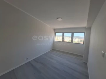 Apartamento T4 para Venda em São Vicente (Braga)