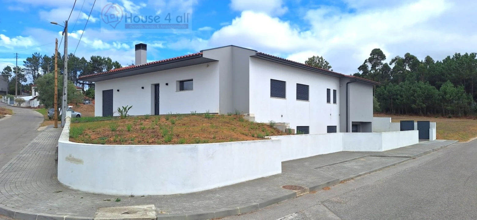 Moradia T3 para Venda em Bidoeira de Cima Foto 7