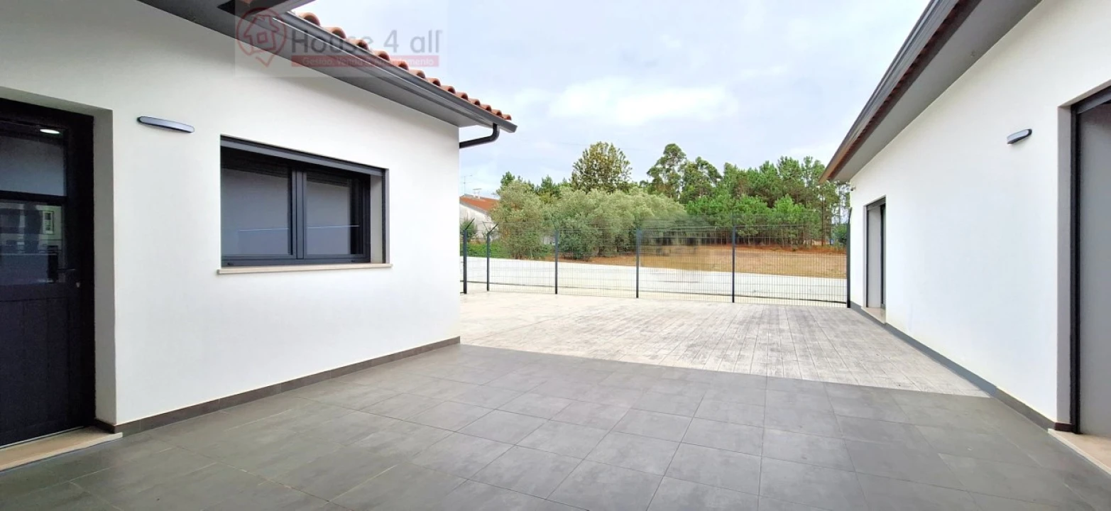 Moradia T3 para Venda em Bidoeira de Cima Foto 45