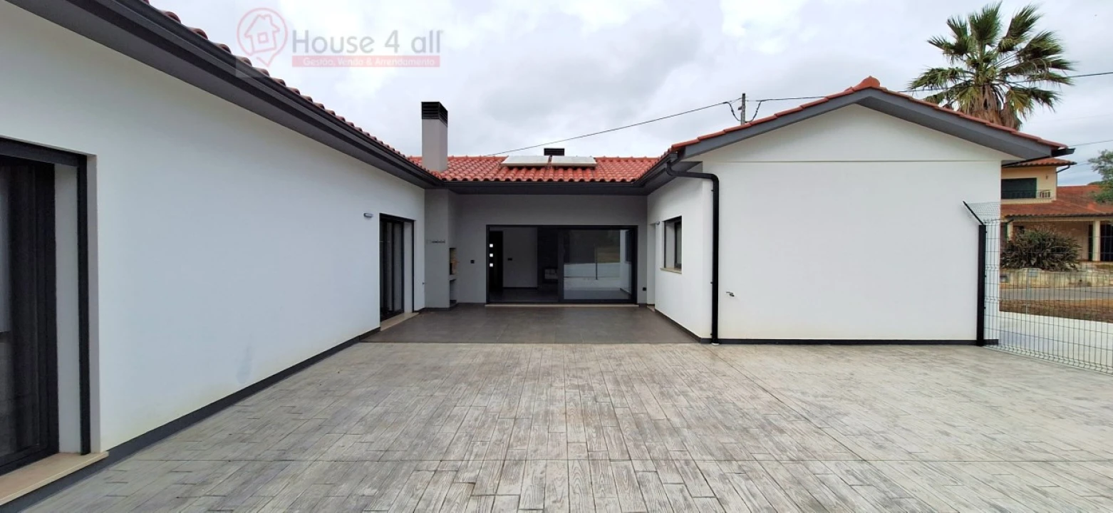 Moradia T3 para Venda em Bidoeira de Cima Foto 50