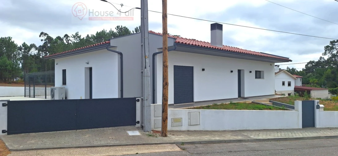 Moradia T3 para Venda em Bidoeira de Cima Foto 6