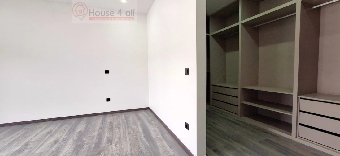 Moradia T3 para Venda em Bidoeira de Cima Foto 29