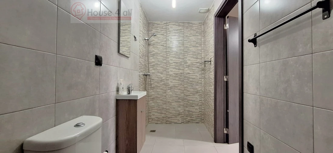 Moradia T3 para Venda em Bidoeira de Cima Foto 38