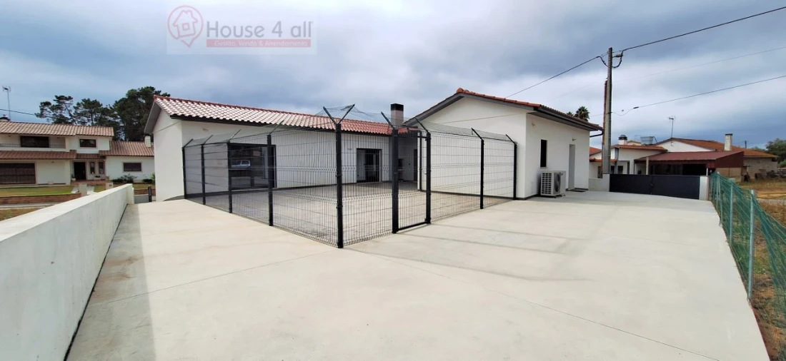 Moradia T3 para Venda em Bidoeira de Cima Foto 53