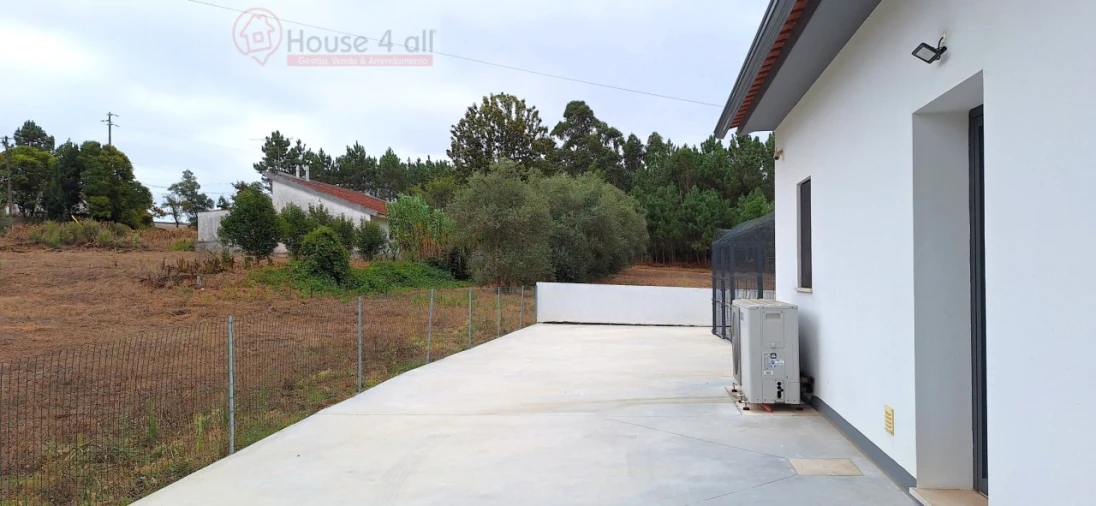 Moradia T3 para Venda em Bidoeira de Cima Foto 56