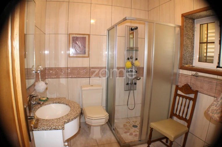 Moradia T4 para Venda em Cervos Foto 18