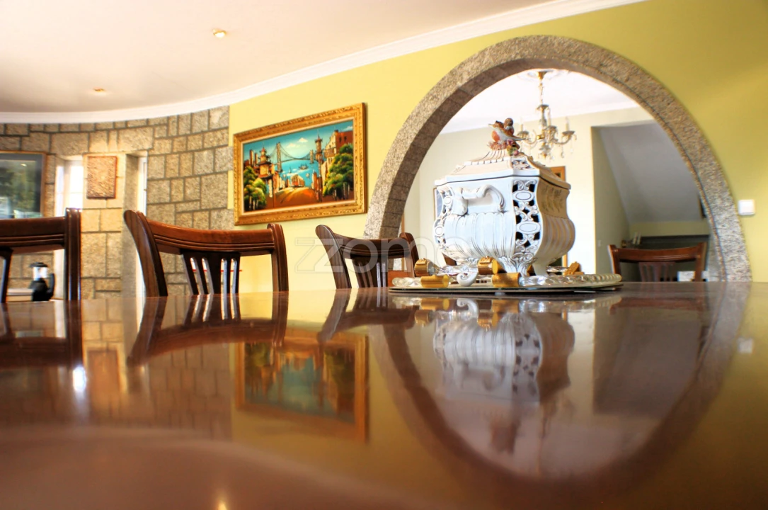 Moradia T4 para Venda em Cervos Foto 9