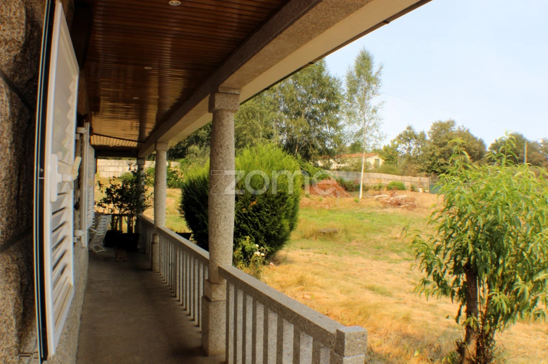 Moradia T4 para Venda em Cervos Foto 22