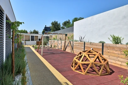 Apartamento T4 para Venda em Carcavelos e Parede