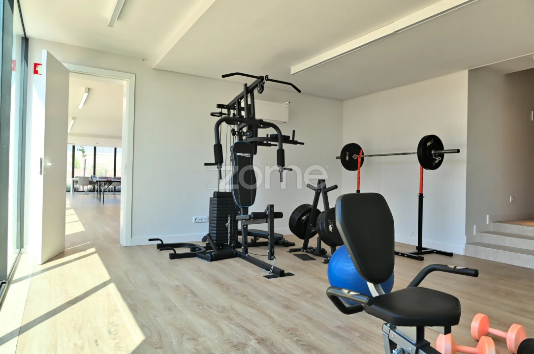 Apartamento T4 para Venda em Carcavelos e Parede Foto 37