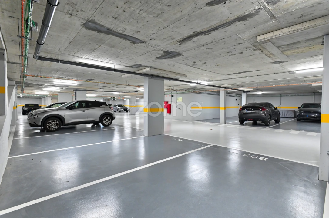 Apartamento T4 para Venda em Carcavelos e Parede Foto 41