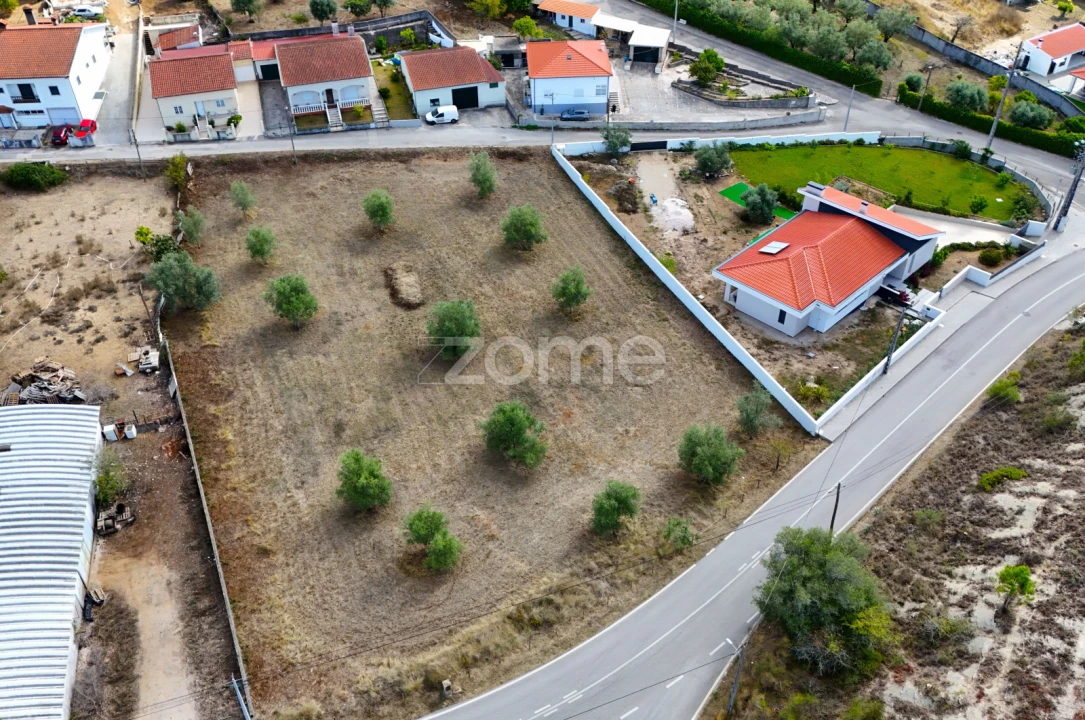 Terreno para Venda em Cernache Foto 2