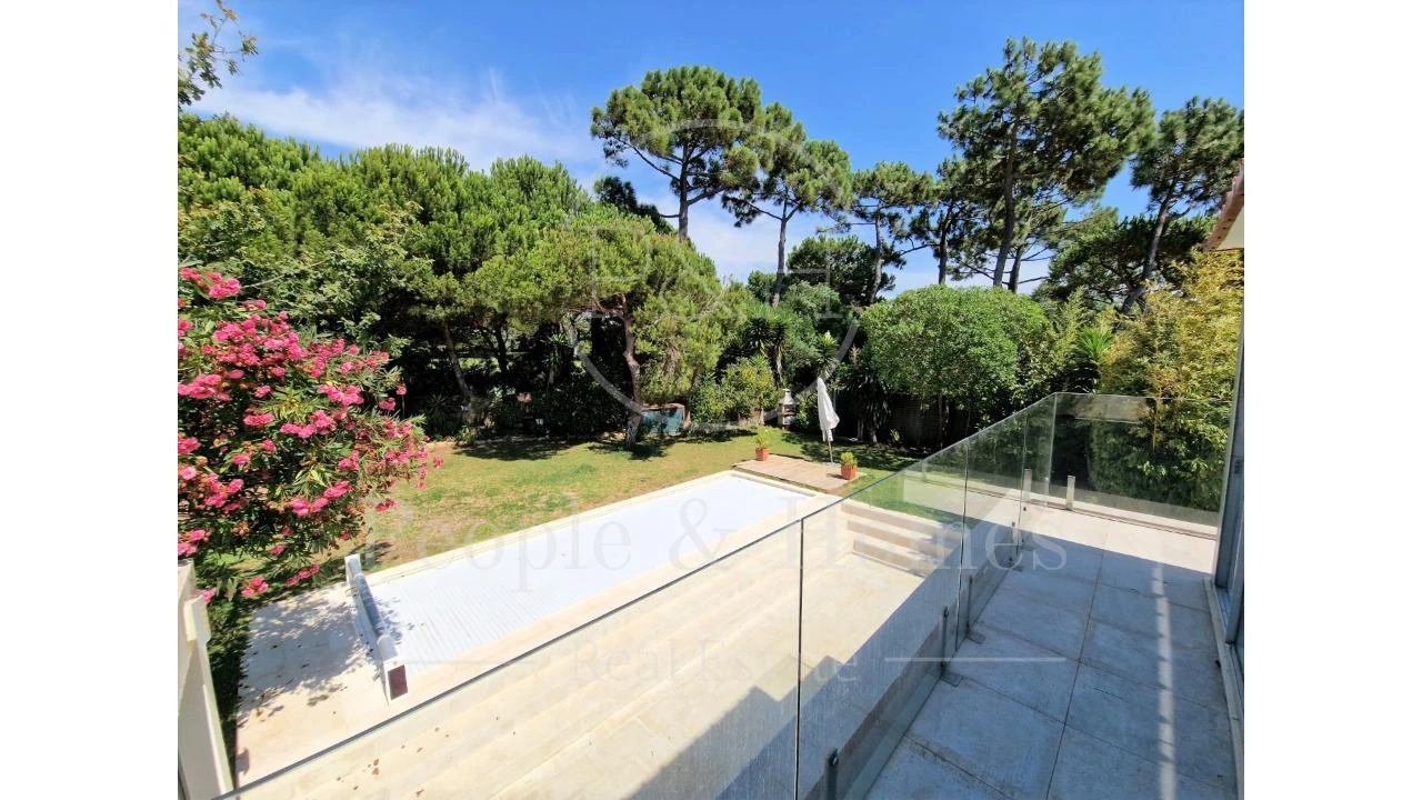 Moradia T4 para Arrendamento em Cascais e Estoril Foto 5