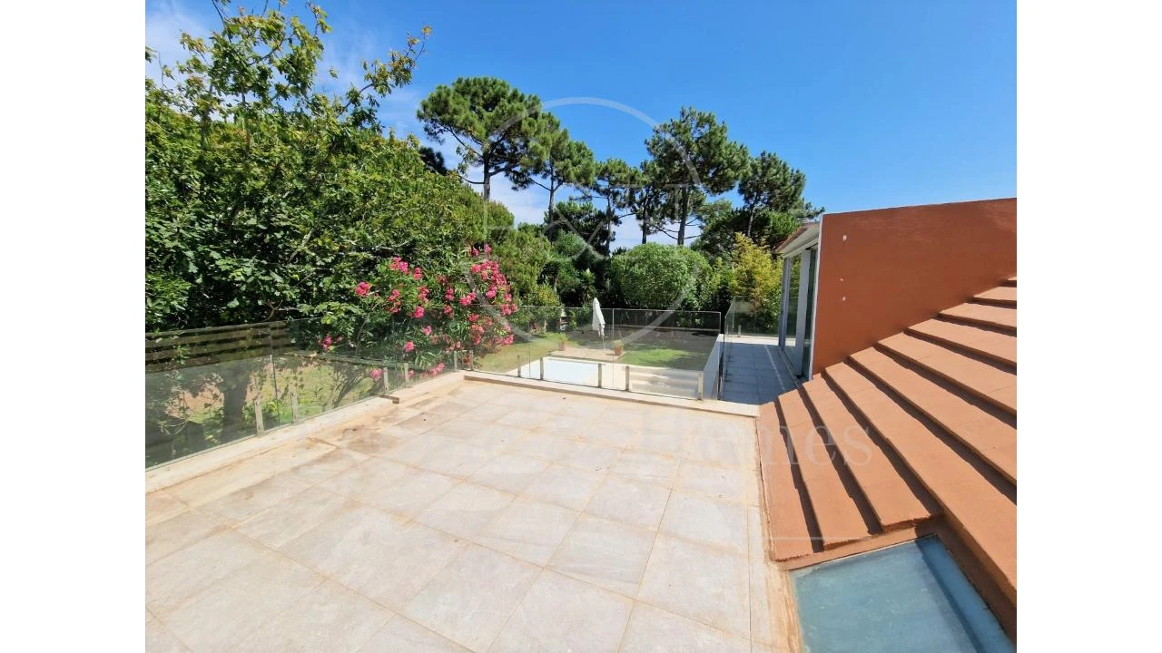 Moradia T4 para Arrendamento em Cascais e Estoril Foto 28