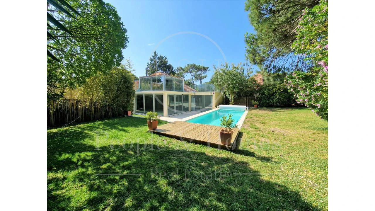 Moradia T4 para Arrendamento em Cascais e Estoril Foto 1