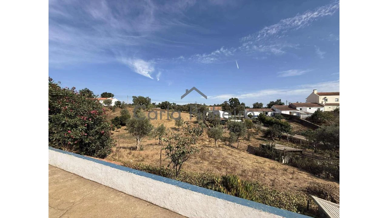 Moradia T2 para Venda em Cercal Foto 4