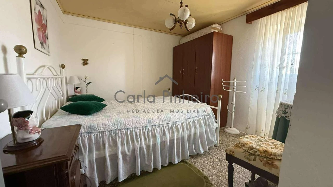 Moradia T2 para Venda em Cercal Foto 6