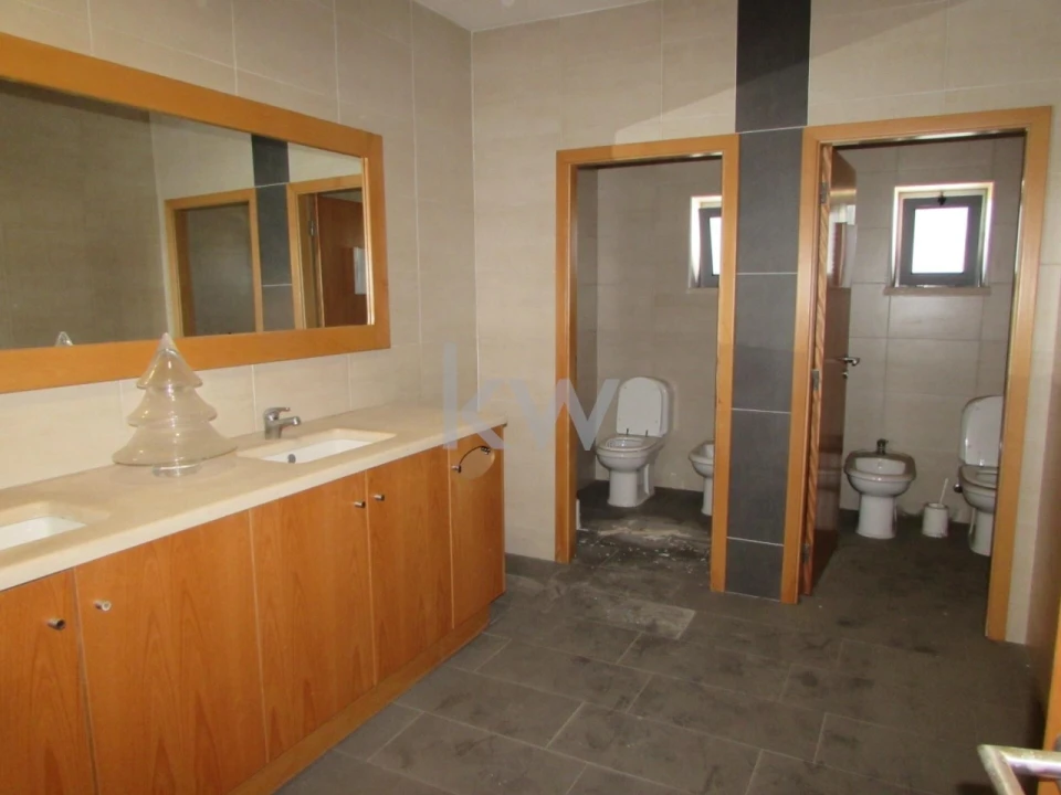 Armazém para Arrendamento em Santa Catarina da Serra e Chainça Foto 6