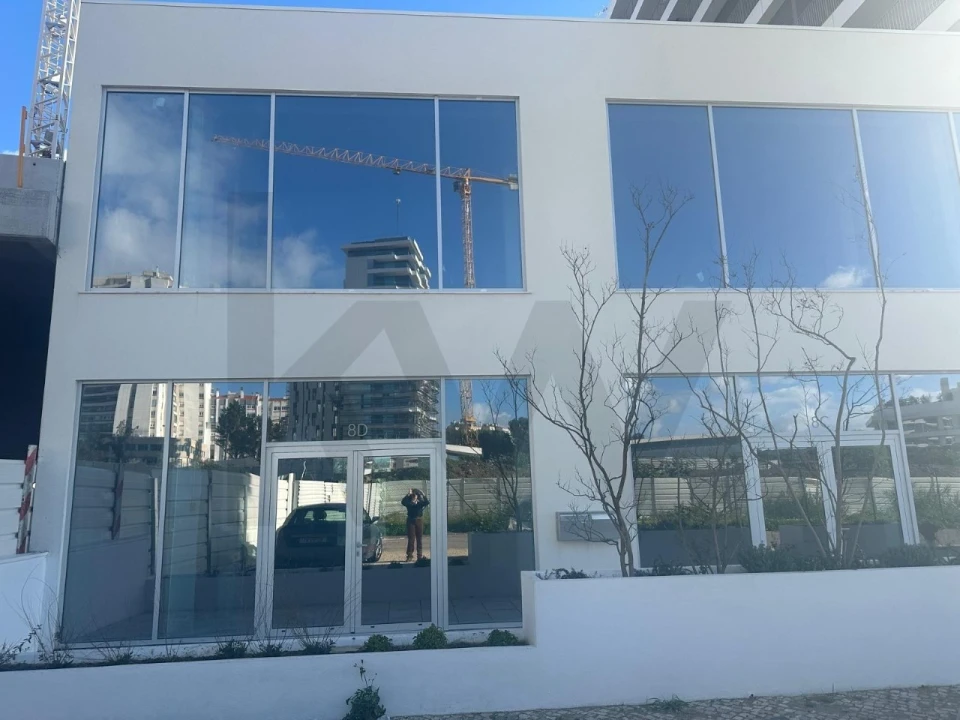 Loja para Arrendamento em Algés, Linda-A-Velha e Cruz Quebrada-Dafundo Foto 2