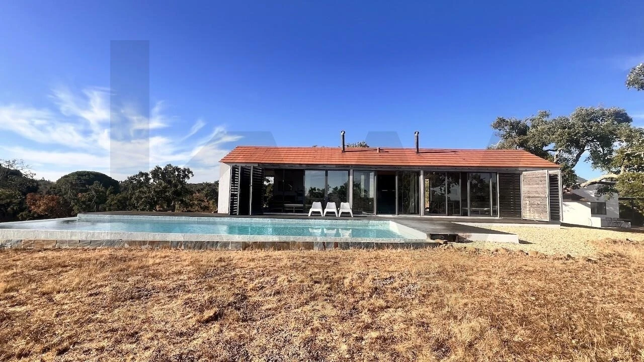 Quinta T2 para Venda em São Francisco da Serra Foto 4