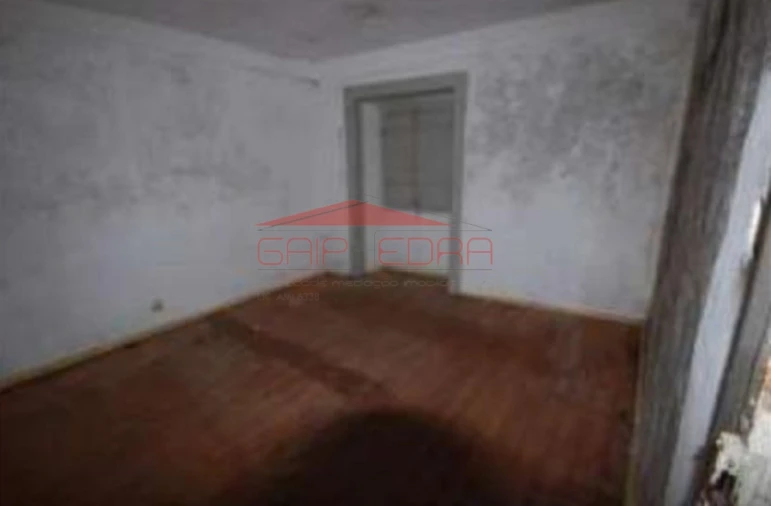 Moradia T4 para Venda em Casais e Alviobeira Foto 16