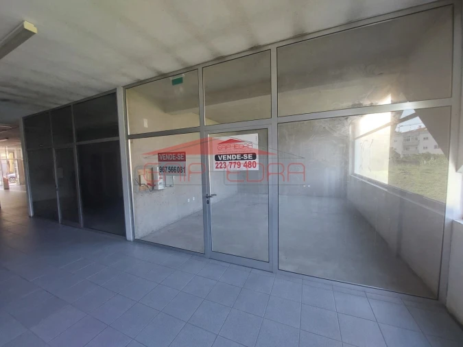 Loja para Venda em São João da Madeira Foto 2