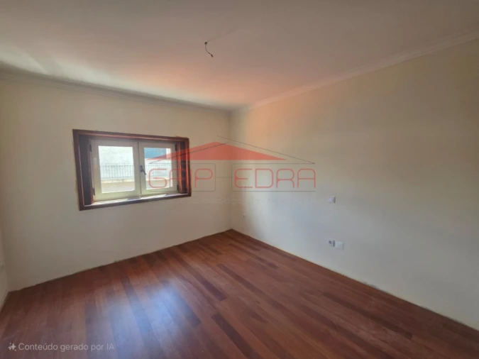 Moradia T5 para Venda em Nine Foto 19