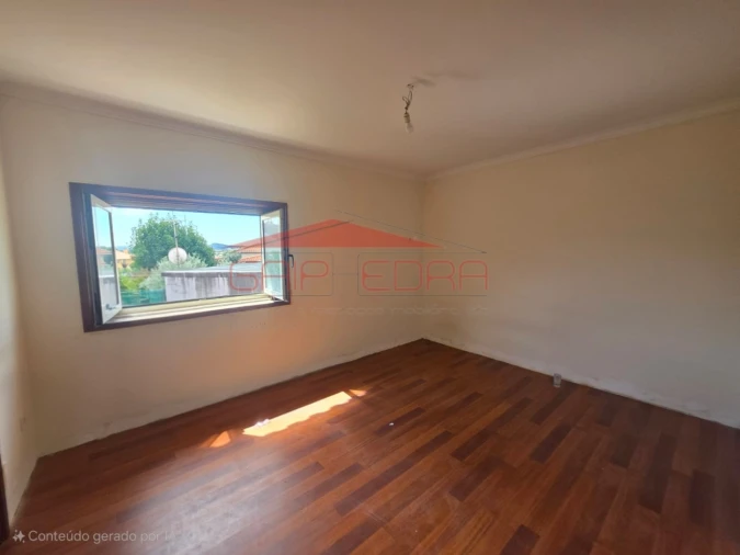 Moradia T5 para Venda em Nine Foto 20