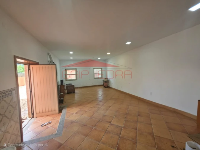 Moradia T5 para Venda em Nine Foto 13