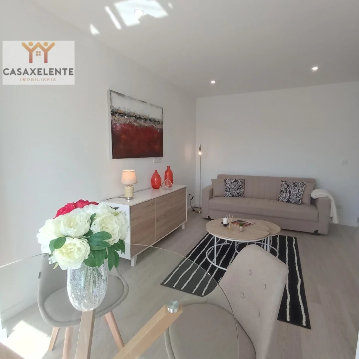 Apartamento T3 para Venda em Benfica Foto 17