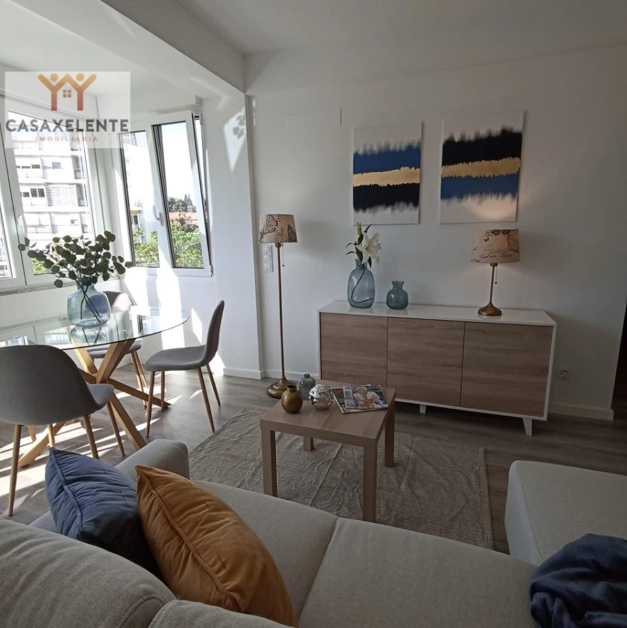 Apartamento T3 para Venda em Benfica Foto 24