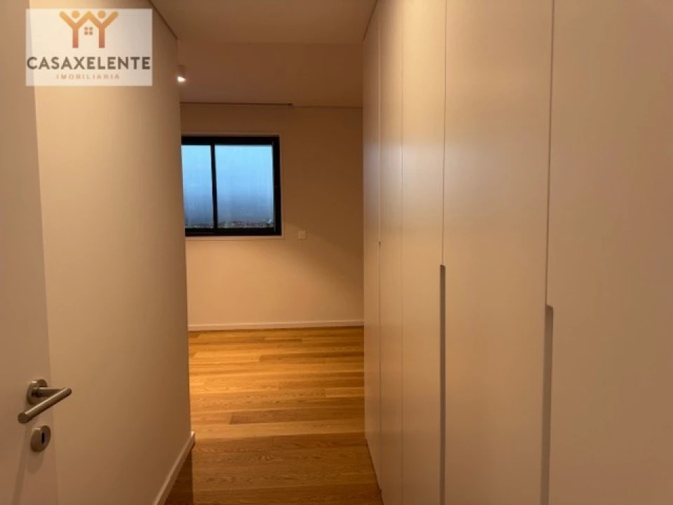 Apartamento T4 para Venda em Cascais e Estoril Foto 47