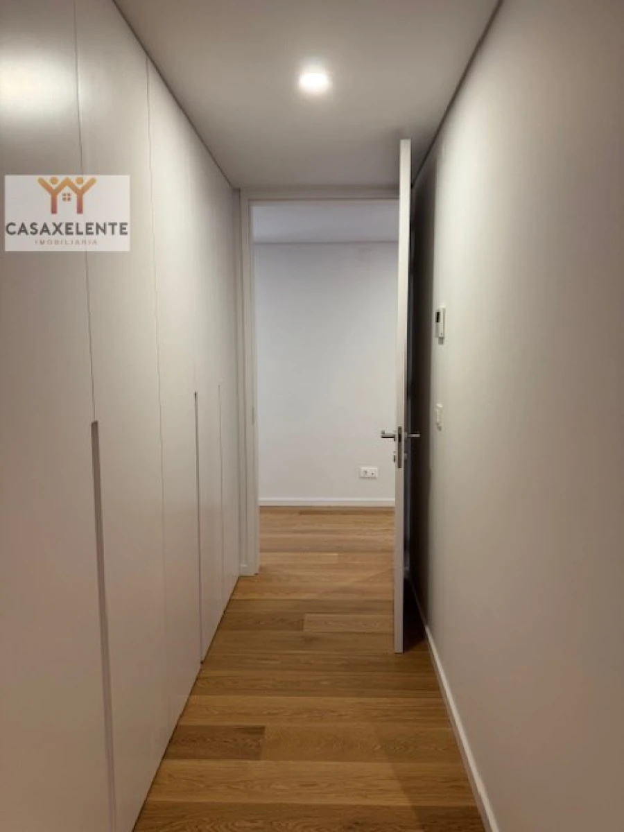 Apartamento T4 para Venda em Cascais e Estoril Foto 19