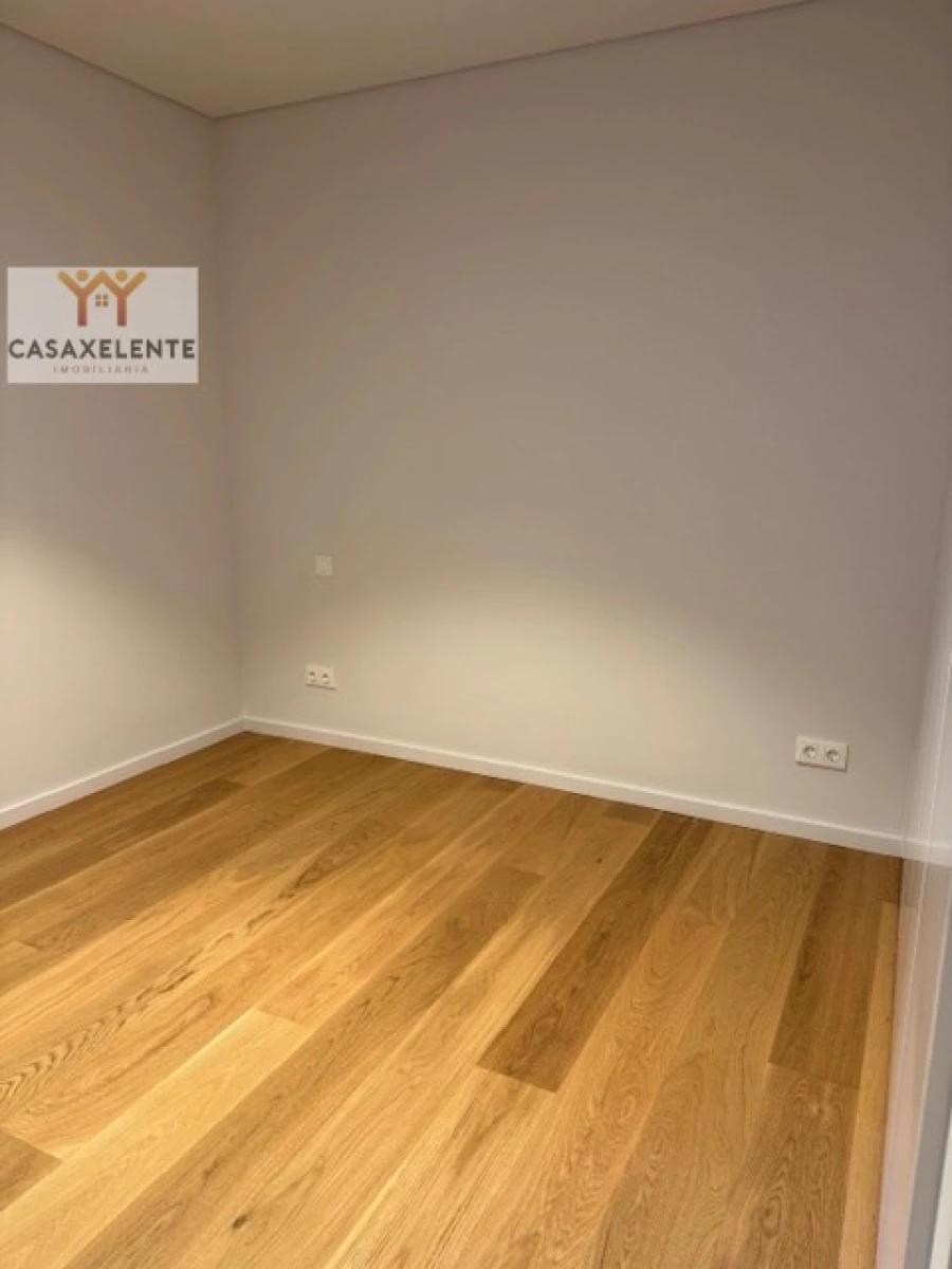 Apartamento T4 para Venda em Cascais e Estoril Foto 21