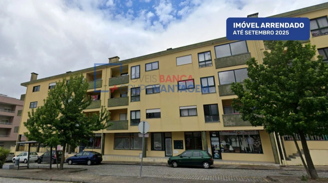 Apartamento T1 para Venda em Paço de Sousa Foto 1